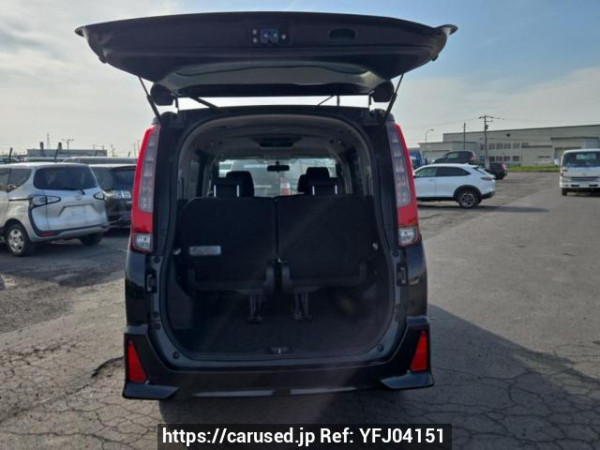 Used 2014 AT toyota noah ZRR85W Image[8]