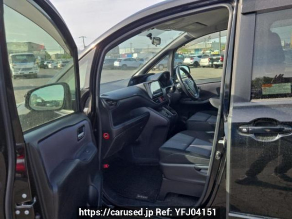 Used 2014 AT toyota noah ZRR85W Image[13]