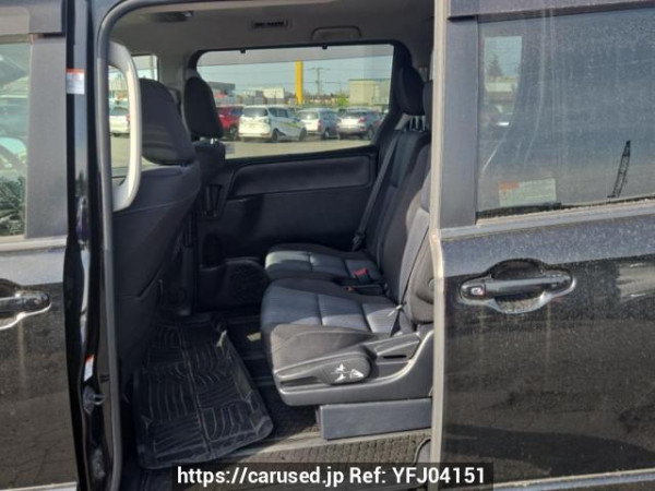 Used 2014 AT toyota noah ZRR85W Image[15]