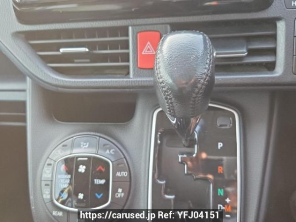 Used 2014 AT toyota noah ZRR85W Image[22]