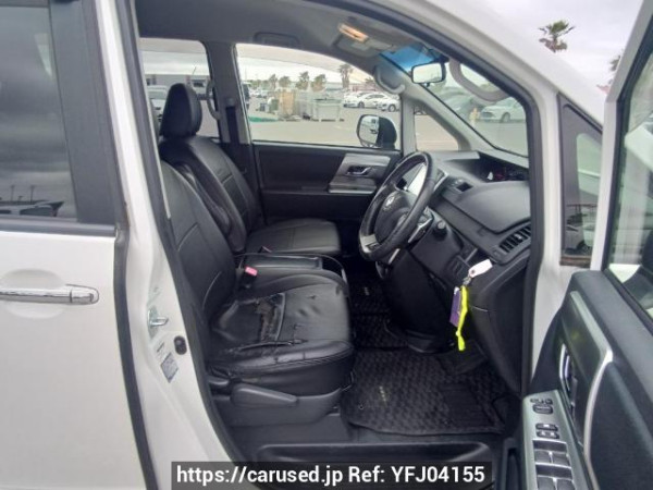 Used 2013 AT toyota voxy ZRR70W Image[13]