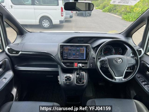 Used 2015 AT toyota noah ZRR85W Image[16]