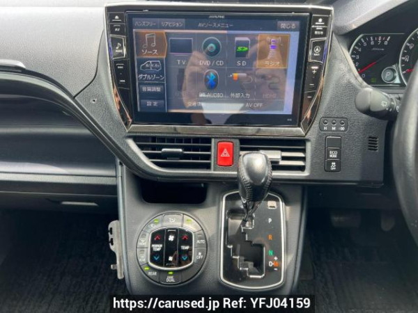 Used 2015 AT toyota noah ZRR85W Image[19]