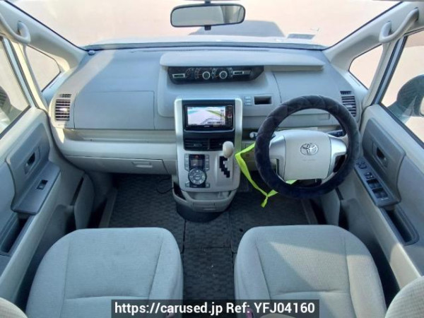 Used 2009 AT toyota noah ZRR75G Image[20]