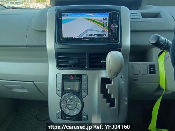 Used 2009 AT toyota noah ZRR75G Image[21]