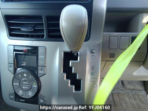Used 2009 AT toyota noah ZRR75G Image[24]