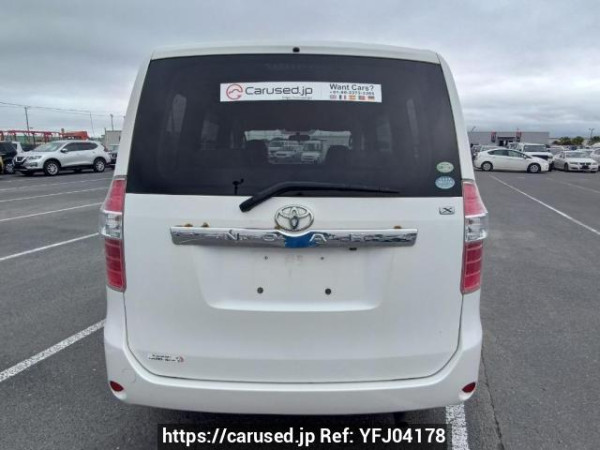 Used 2008 AT toyota noah ZRR75G Image[5]