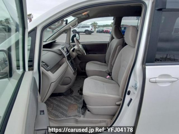 Used 2008 AT toyota noah ZRR75G Image[14]