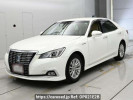 Toyota Crown Hybrid AWS210