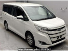 Toyota Noah ZRR80G