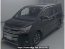 Toyota Noah ZRR80W