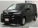 Toyota Noah ZWR90W