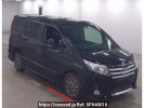 Toyota Noah ZRR80W