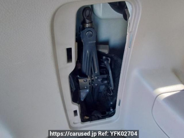 Used 2006 AT toyota noah AZR65G Image[41]