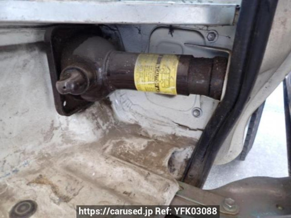 Used 2001 AT toyota hiace-van RZH112V Image[35]