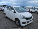 Toyota Pixis Epoch LA300A