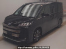 Toyota Noah ZWR90W