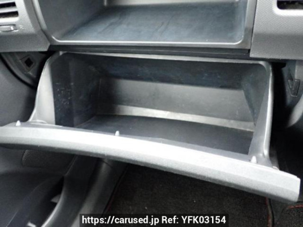 Used 2003 AT toyota wish ZNE10G Image[29]