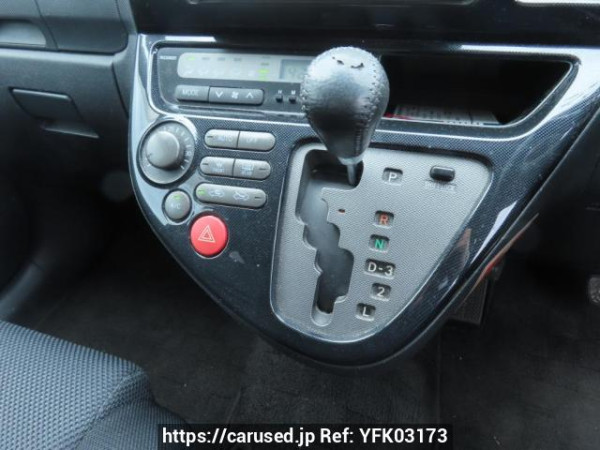 Used 2005 AT toyota wish ZNE10G Image[26]