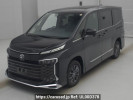 Toyota Voxy MZRA95W