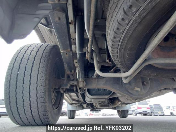Used 2004 AT toyota regiusace-van TRH112K Image[35]