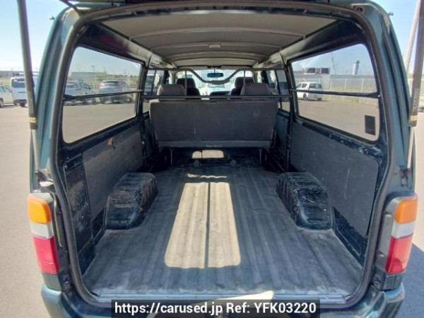 Used 2003 AT toyota regiusace-van TRH112V Image[8]