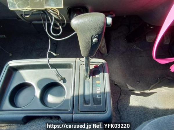 Used 2003 AT toyota regiusace-van TRH112V Image[21]