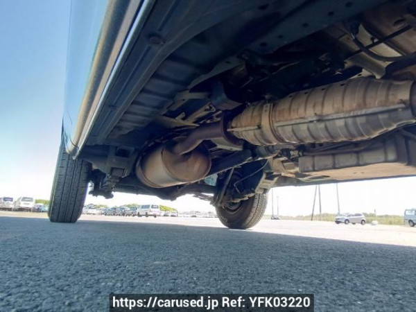 Used 2003 AT toyota regiusace-van TRH112V Image[33]