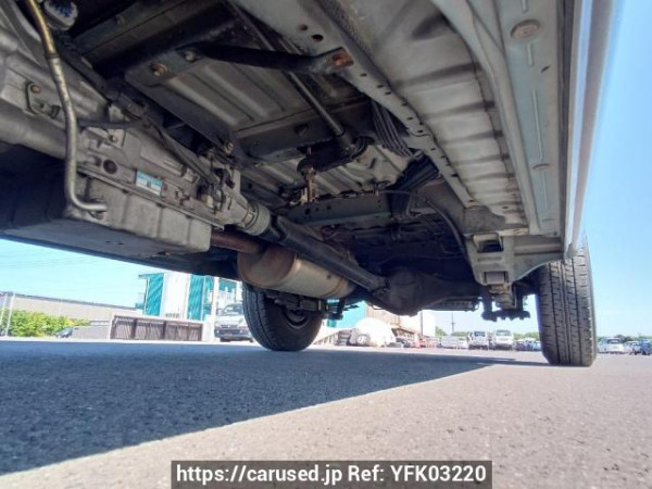 Used 2003 AT toyota regiusace-van TRH112V Image[34]