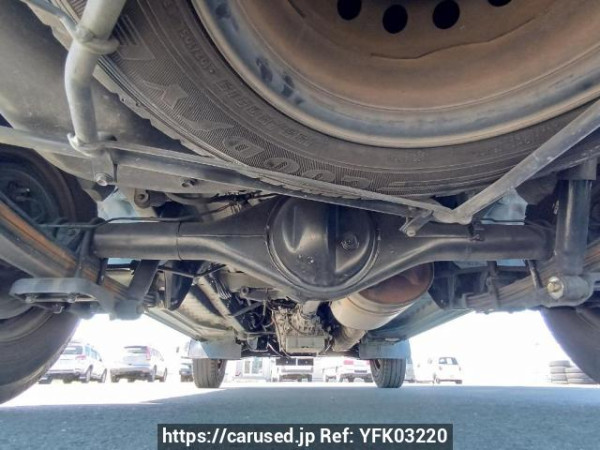 Used 2003 AT toyota regiusace-van TRH112V Image[37]
