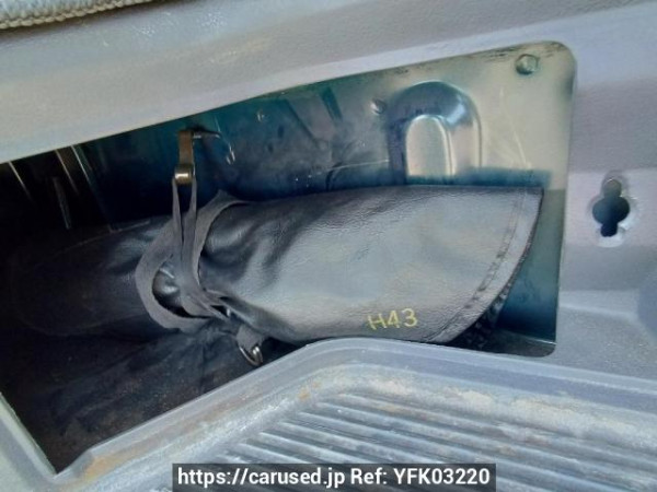 Used 2003 AT toyota regiusace-van TRH112V Image[40]