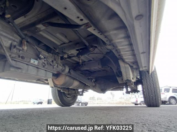 Used 2003 AT toyota hiace-van RZH102V Image[32]