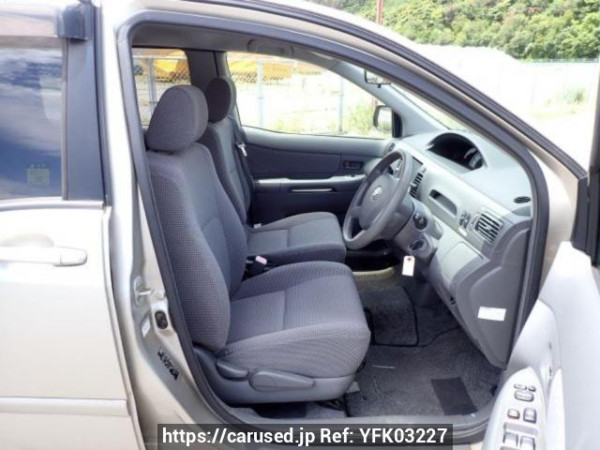 Used 2004 AT toyota raum NCZ20 Image[12]