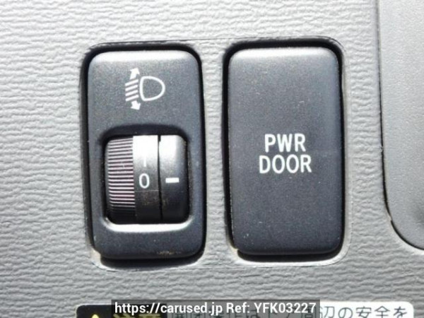 Used 2004 AT toyota raum NCZ20 Image[27]