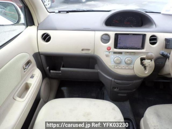 Used 2005 AT toyota sienta NCP81G Image[18]
