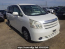 Toyota Noah ZRR70G