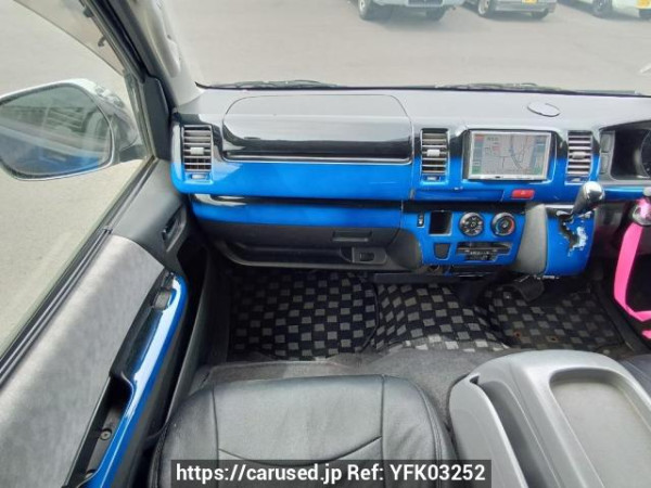 Used 2005 AT toyota hiace-van KDH205V Image[17]