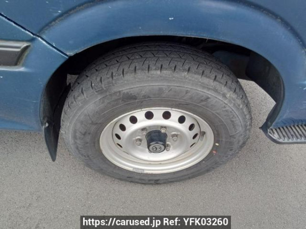Used 2003 AT toyota hiace-van TRH112V Image[26]
