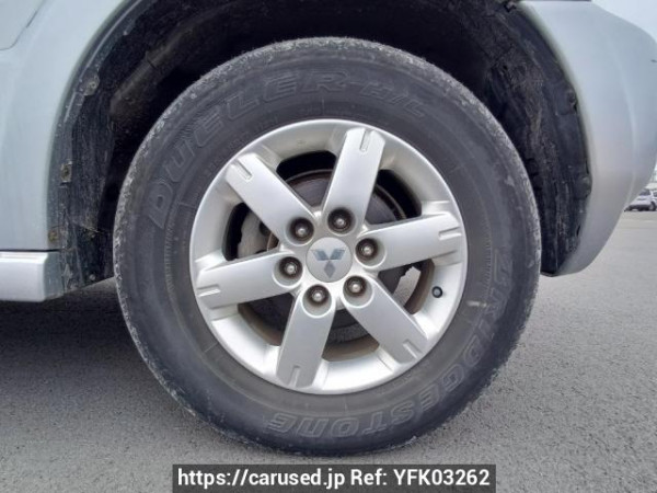 Used 2005 AT mitsubishi pajero V73W Image[26]