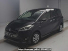 Toyota Sienta NHP170G