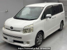 Toyota Voxy ZRR70W