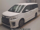 Toyota Voxy ZRR80W