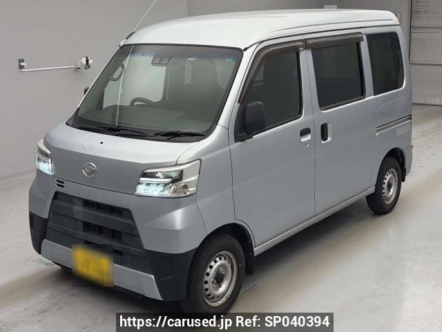Buy Used 2021 Daihatsu Hijet Cargo S331V (SP040394) - Carused.jp