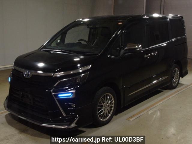 Buy Used 2021 Toyota Voxy ZWR80W (UL00D3BF) - Carused.jp