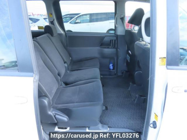 Used 2009 AT toyota voxy ZRR70G Image[17]