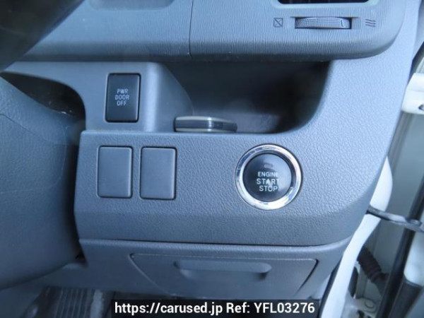 Used 2009 AT toyota voxy ZRR70G Image[33]