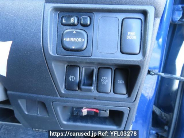 Used 2005 AT toyota sienta NCP81G Image[31]