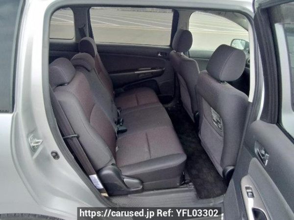 Used 2005 AT toyota wish ZNE10G Image[14]