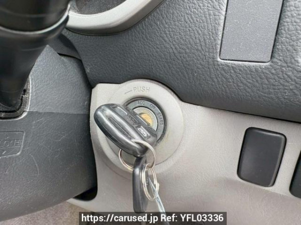 Used 2005 AT toyota hilux-surf TRN215W Image[26]