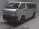 Toyota Regiusace Van KDH205V